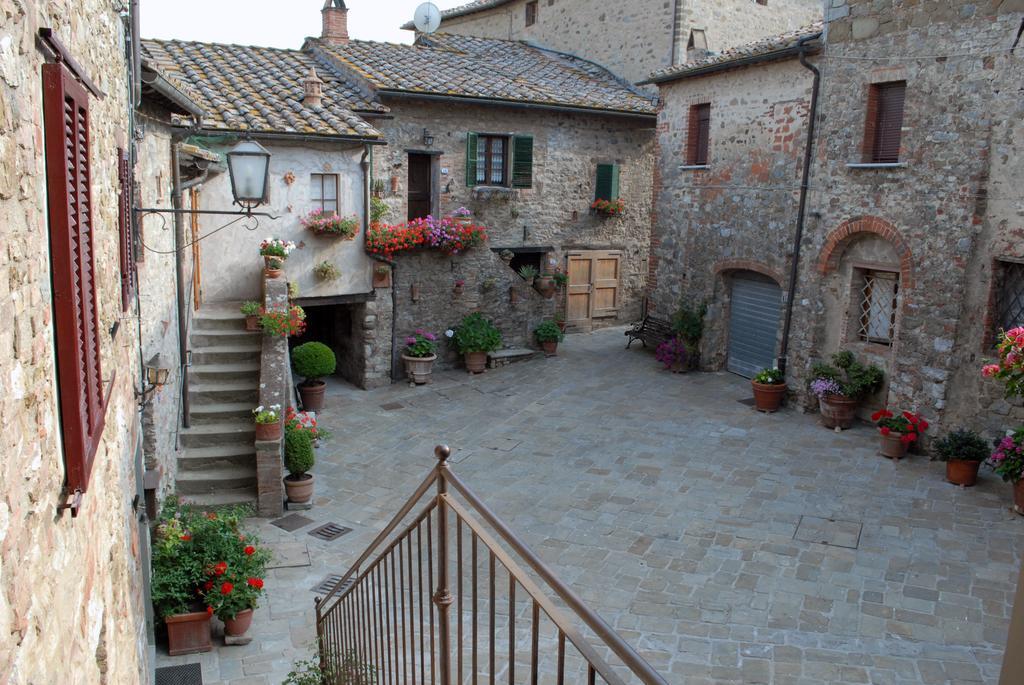 Appartamento Borgo San Gusmè Esterno foto